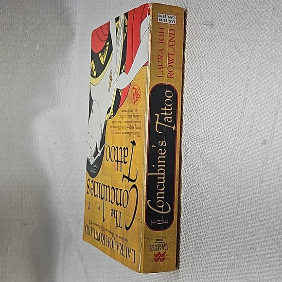 3/$10 The Concubine's Tattoo (Sano Ichiro Novels Book 4) - Picture 4 of 10